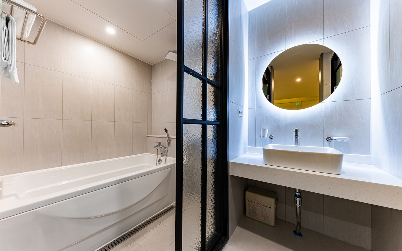 2000769928_R2kNgbaq_145ba0e0a40b8e72c1d9a37d1a0f1ecda10f6c98.jpg 이미지크게보기