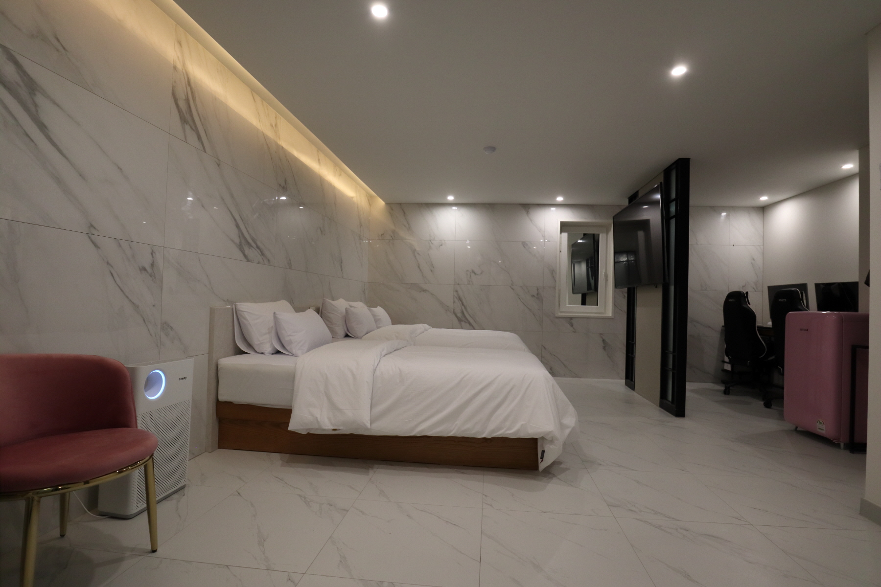 2000769928_bk36dmav_490f2defa5cd7eea6e42c4cecf3ae431bd227075.JPG 이미지크게보기