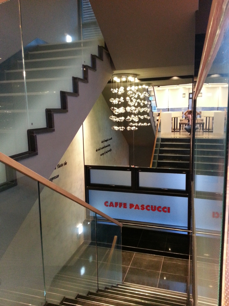 2000769928_btL90IoA_25c107453a9688f4f441372bbe3a329d84704c85.jpg 이미지크게보기