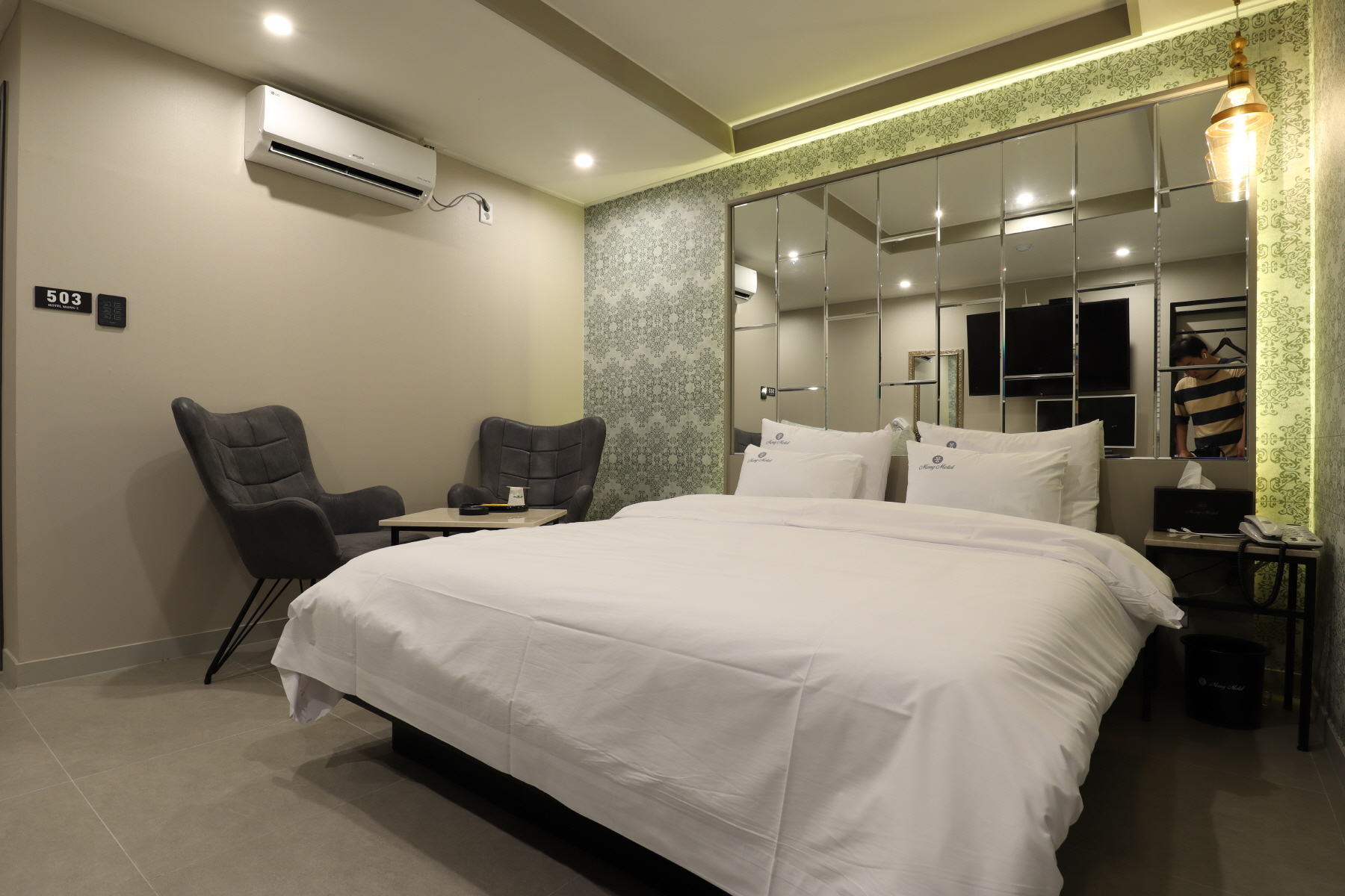 2000769928_cZSf6a3Q_42b98785a64042fd0fdf2fd519f389db3bb61243.JPG 이미지크게보기