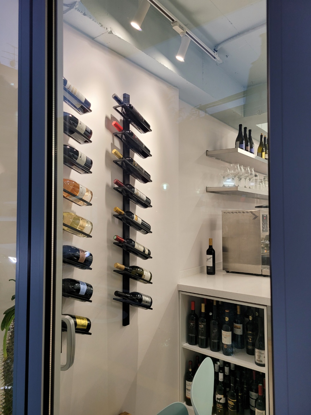 2000769928_ipc9YGvg_f5f2baaec9685aa1cfb20c87983dbfaea316fe68.jpg 이미지크게보기