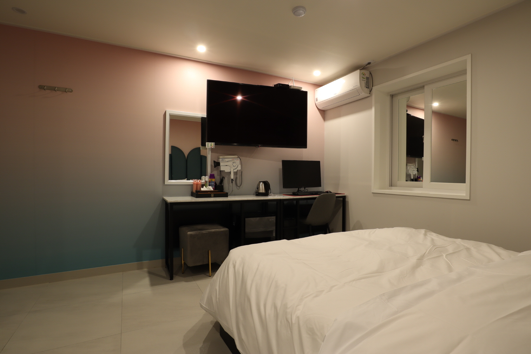 2000769928_rkuAeVQm_ba86425fd6cf0f669a1a8cd960d49ce08caa24c4.JPG 이미지크게보기