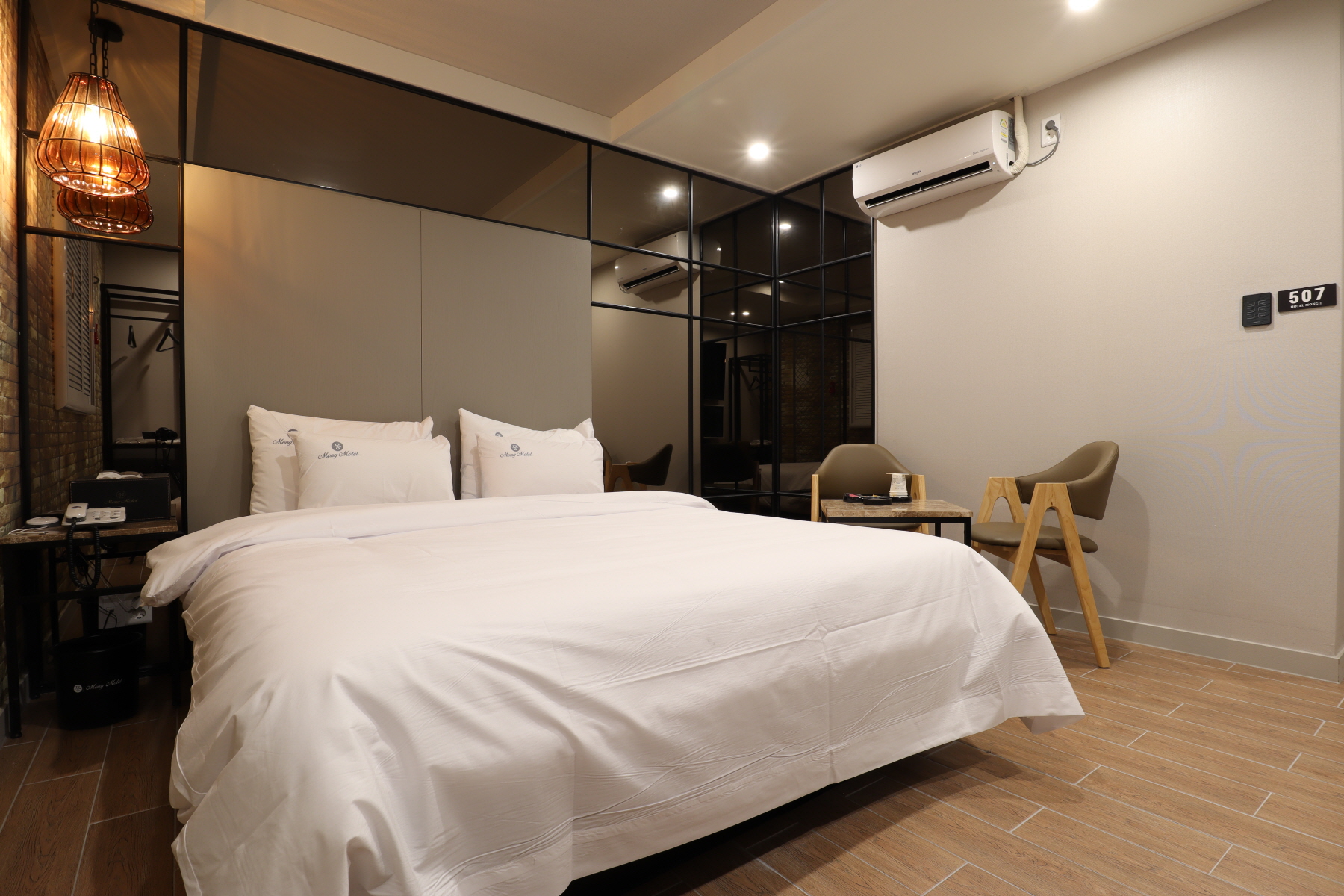 2000769928_sHO4X1Ne_46a80602a4b4fd3fdc5c9ce3b6c4918dfadf49fd.JPG 이미지크게보기