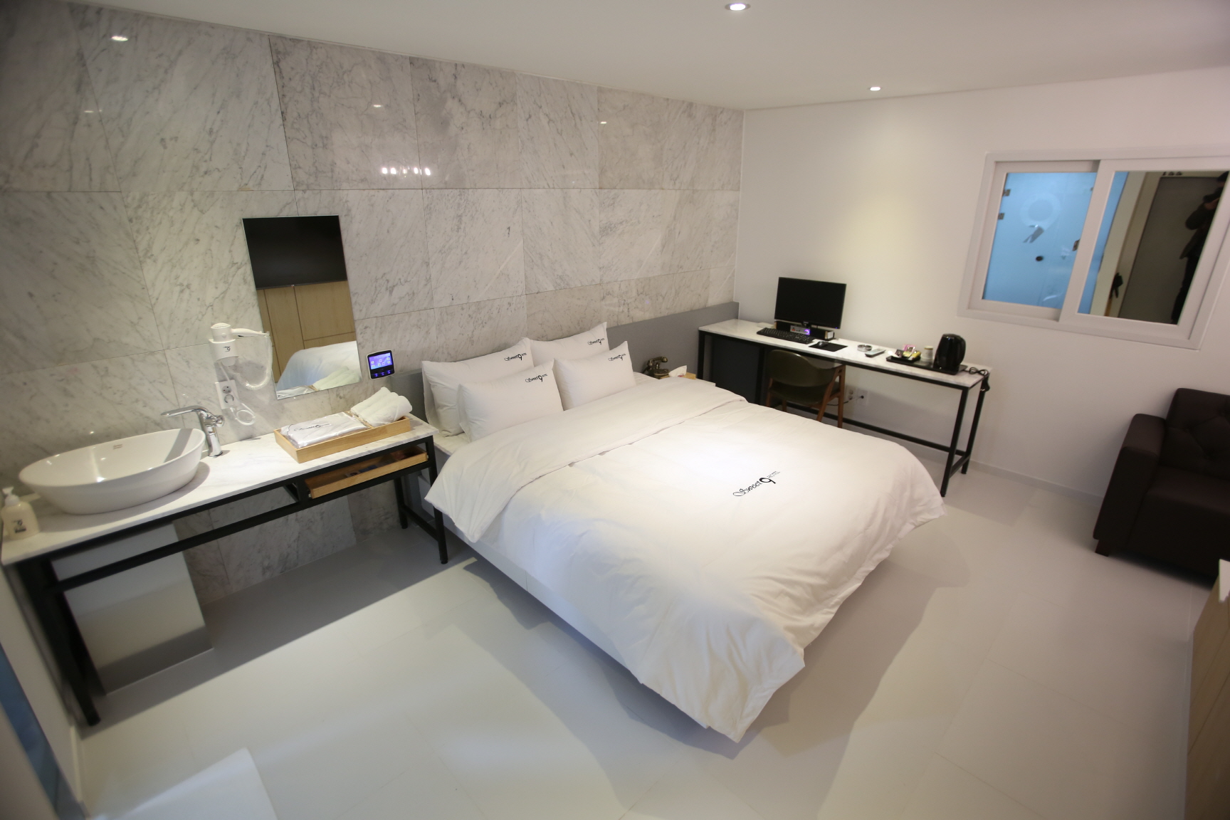 29131_copy_29133_2000769928_zZFXNEB0_c4a19235e250918218f9a69653577e939db5b477.jpg 이미지크게보기