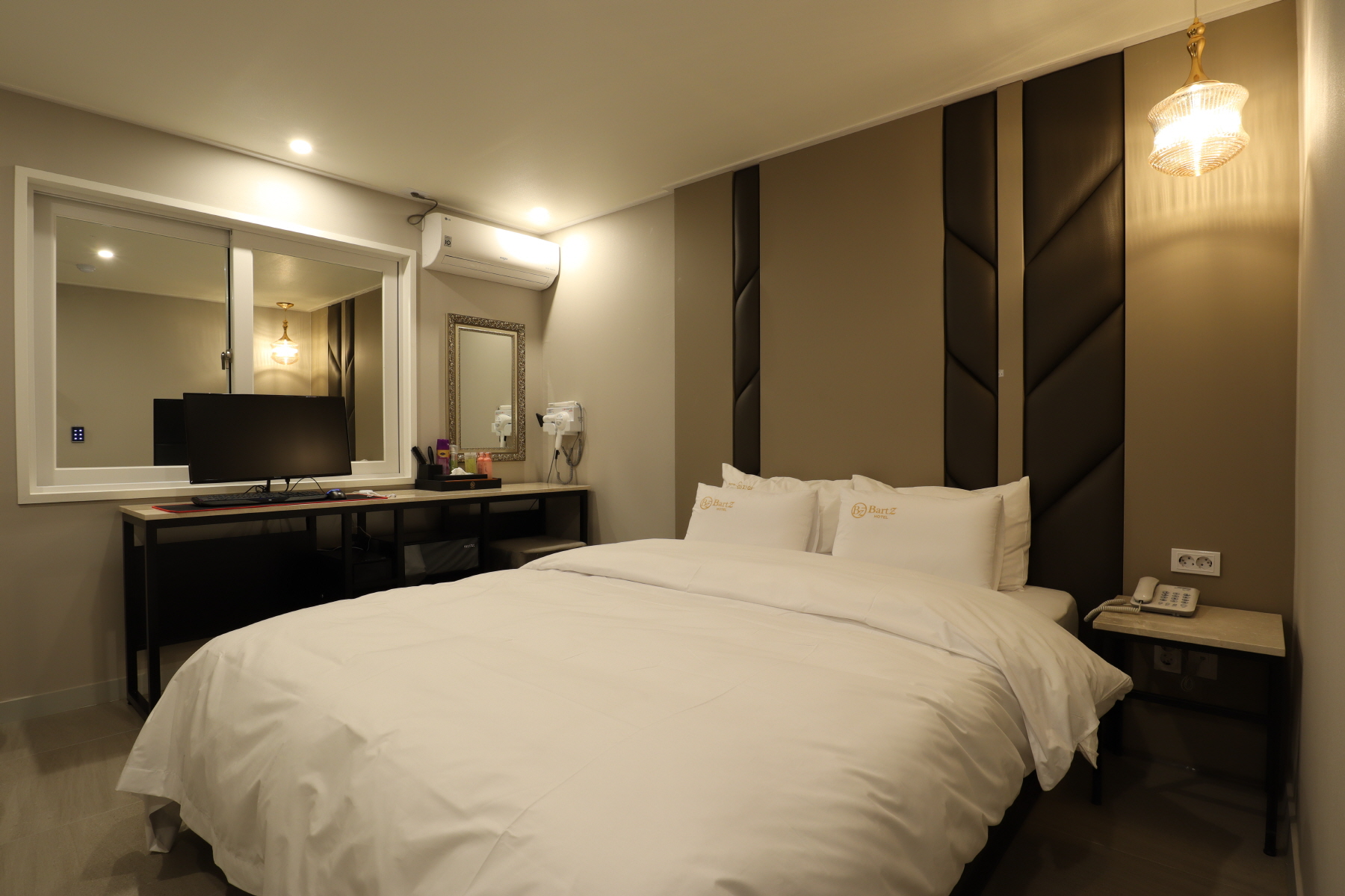 /user/i/intdesign/editor/2311/566af0fc50defe5ee70f658ce7556e64_1699320931_1981.JPG 이미지크게보기