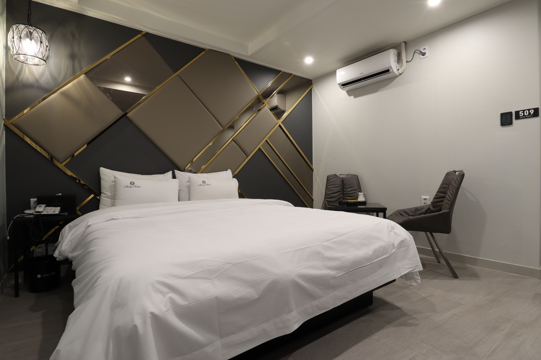 /user/i/intdesign/editor/2311/566af0fc50defe5ee70f658ce7556e64_1699321230_0463.JPG 이미지크게보기