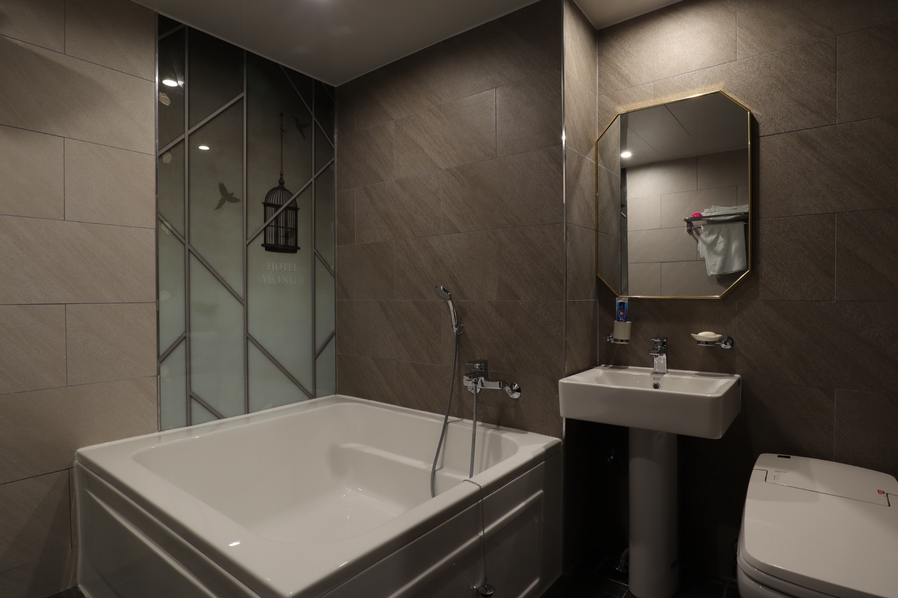 /user/i/intdesign/editor/2311/566af0fc50defe5ee70f658ce7556e64_1699321242_6086.JPG 이미지크게보기