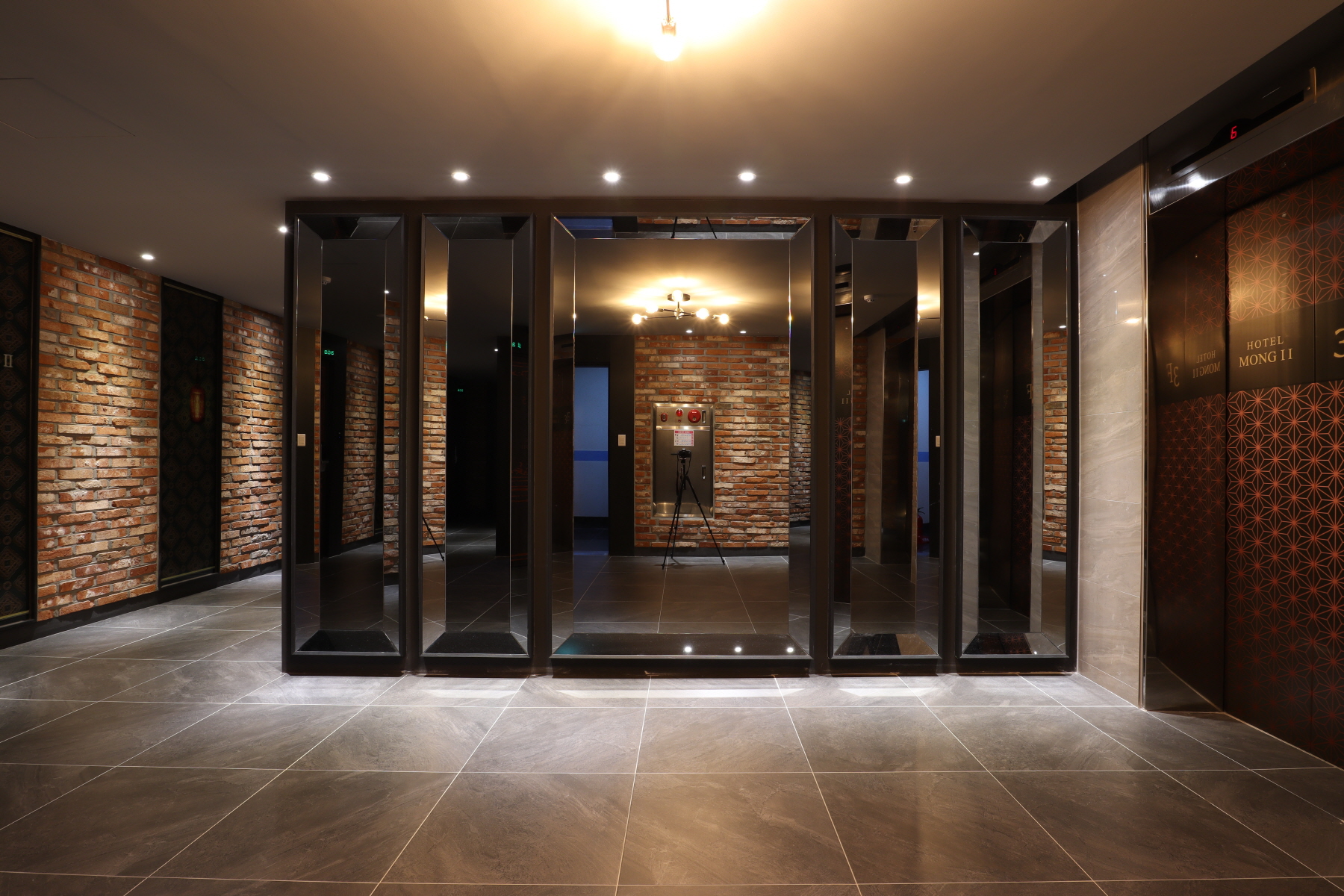 /user/i/intdesign/editor/2311/566af0fc50defe5ee70f658ce7556e64_1699321265_0632.JPG 이미지크게보기