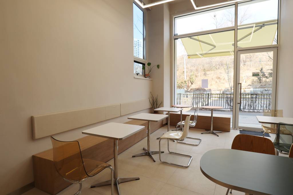 /user/i/intdesign/editor/2404/f7cfa5f408cacb3391130402b0110af3_1712801744_0132.jpg 이미지크게보기