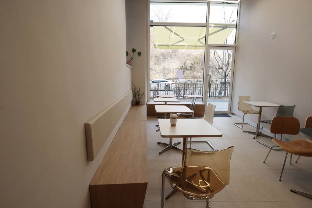 /user/i/intdesign/editor/2404/f7cfa5f408cacb3391130402b0110af3_1712801752_4312.jpg 이미지크게보기